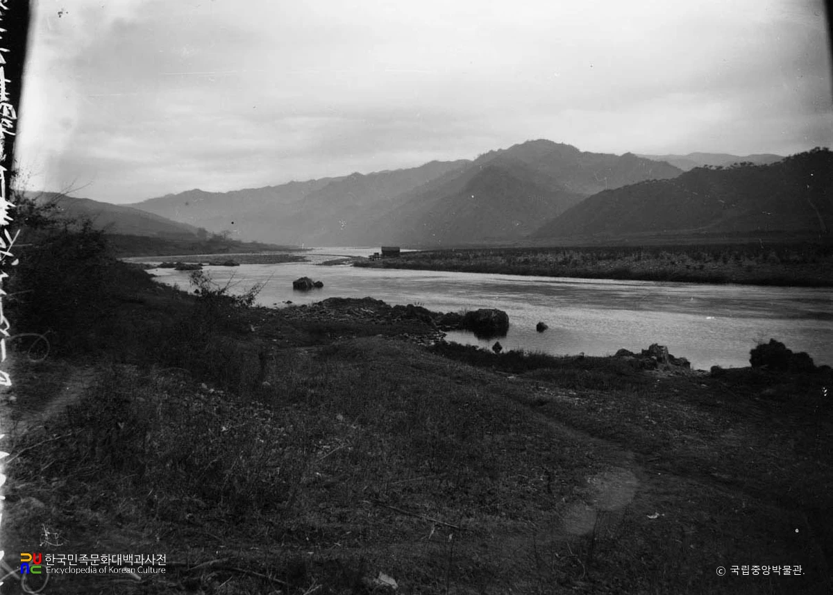 강원 이천 고성진 임진강 상류