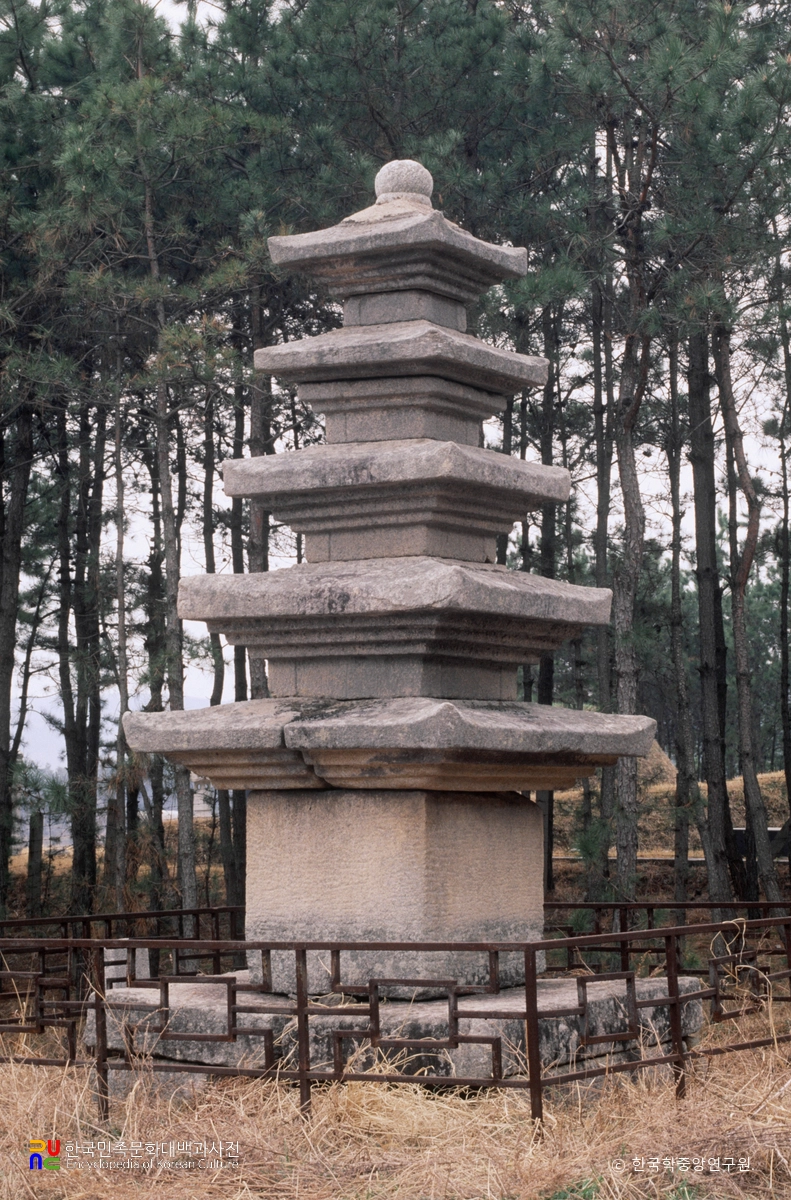 부여 홍량리 오층석탑