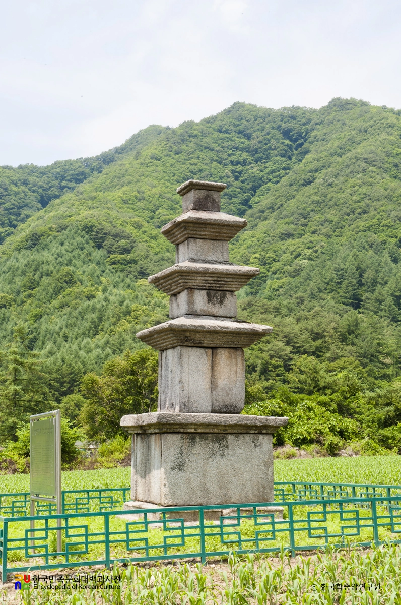 횡성 신대리 삼층석탑