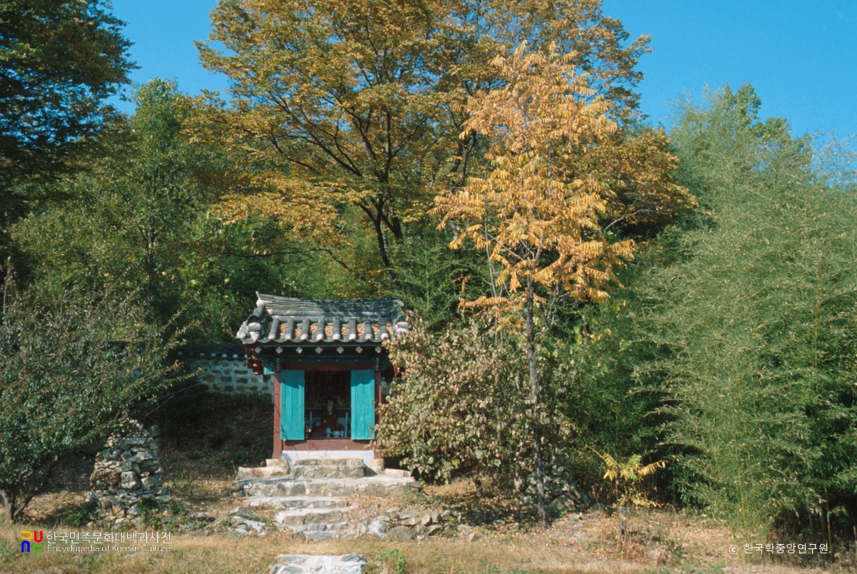 대전 여경암 산신당 정면