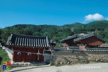 추본사. 명곡사