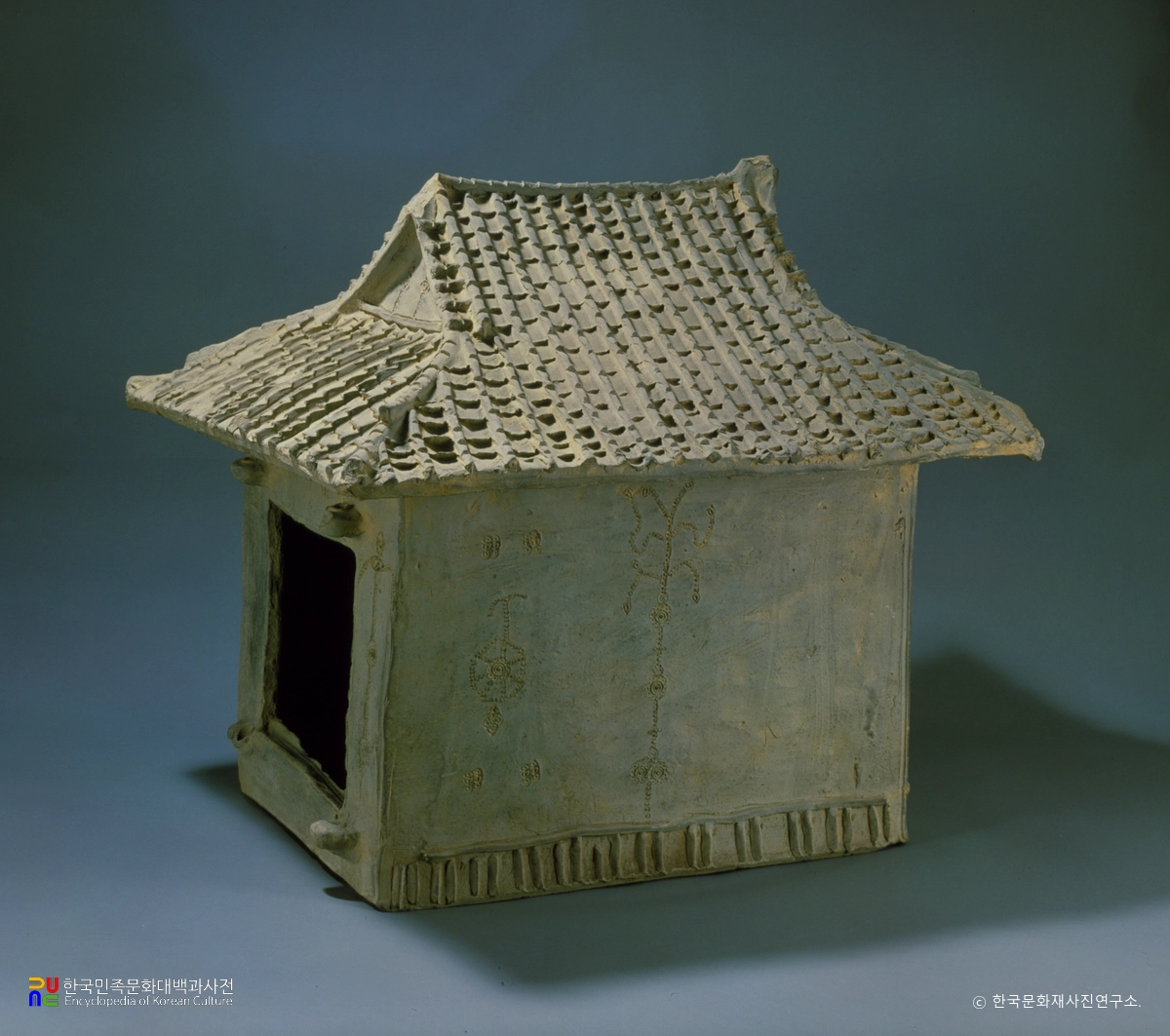 가형토기 / 고상형 주거