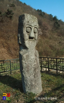 나주 운흥사 석장승 중 남장승 정측면