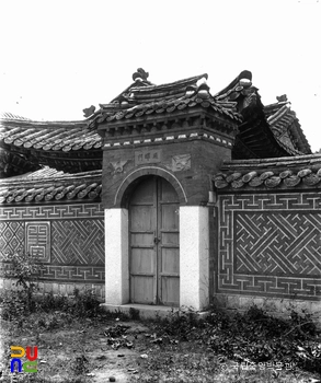 서울 경복궁 연휘문 정측면