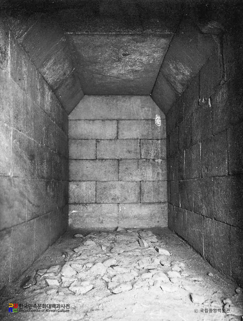 부여 능산리 2호분 현실