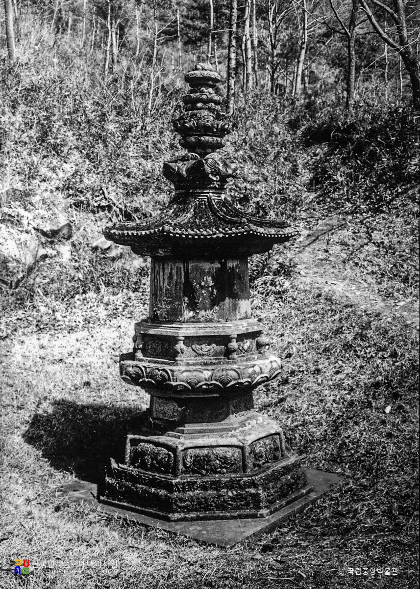 구례 연곡사 동 승탑 서남면