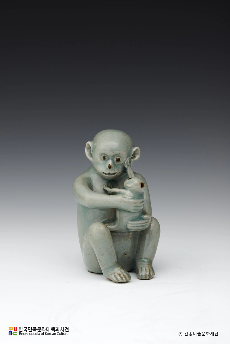 청자 모자원숭이모양 연적