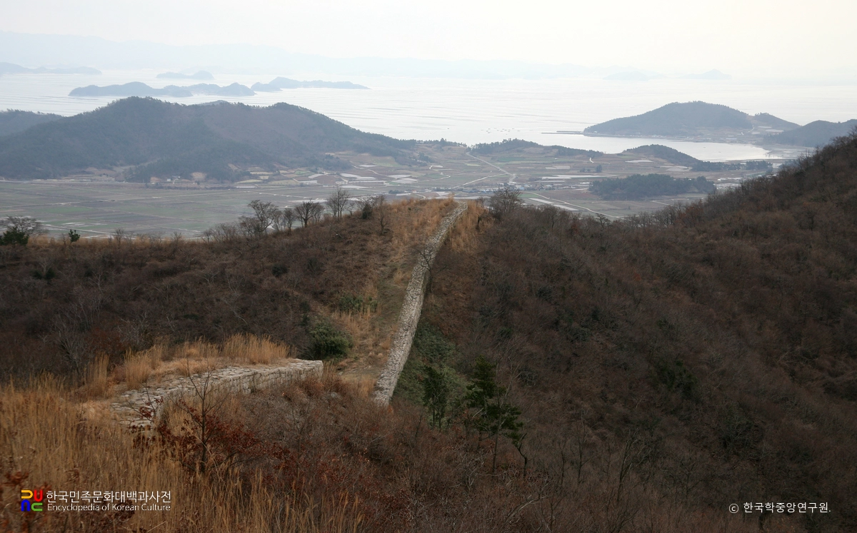 진도 용장성