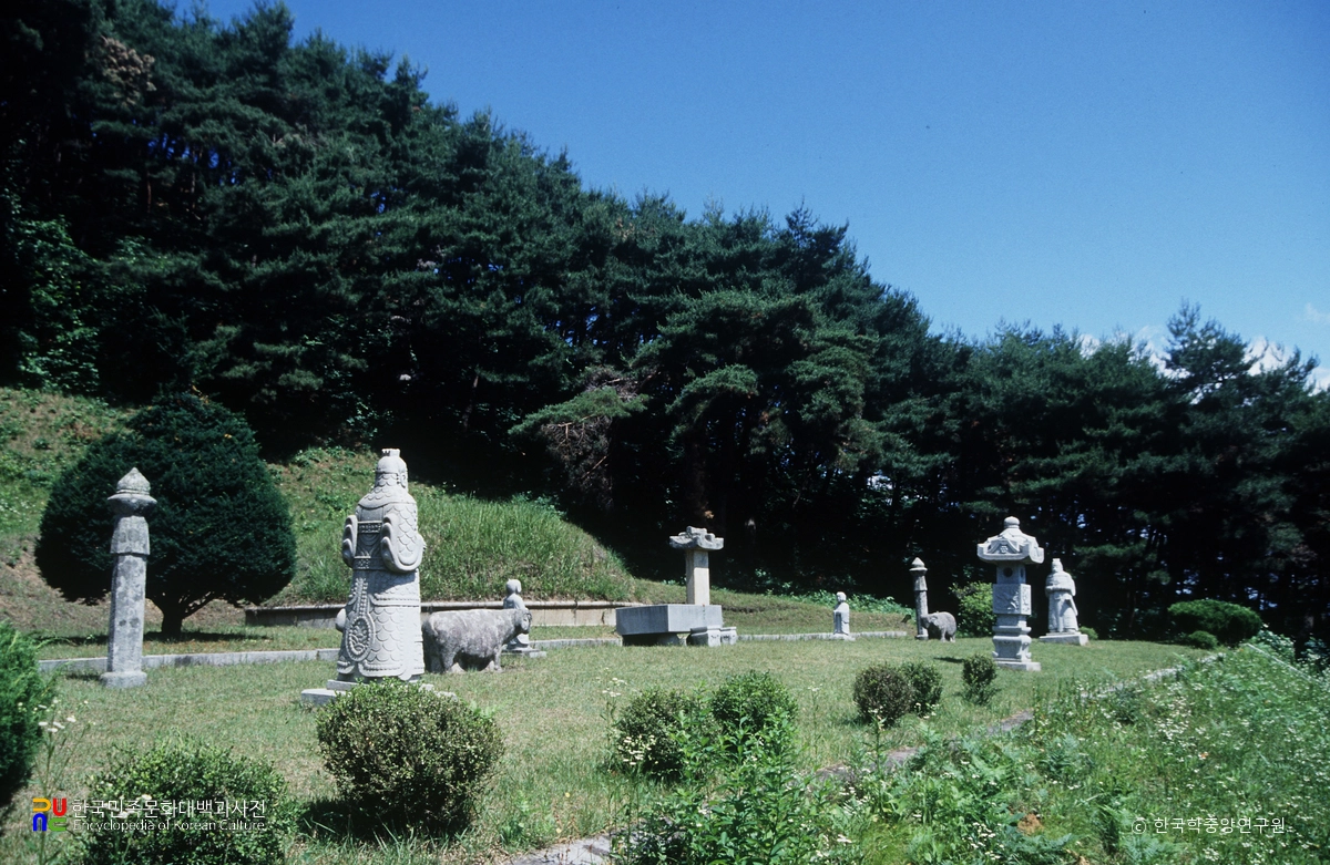 충주 임경업 묘소