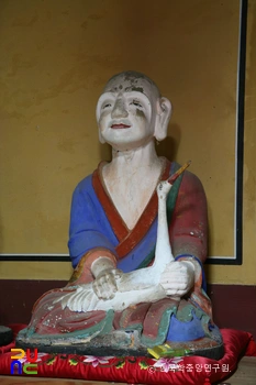 나주 다보사 영산전 소조십육나한좌상