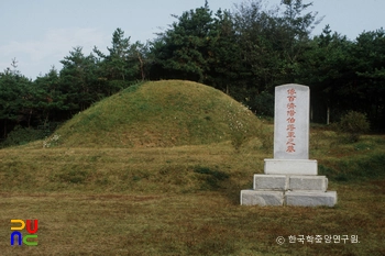 논산 계백 장군 유적 전승지 정면