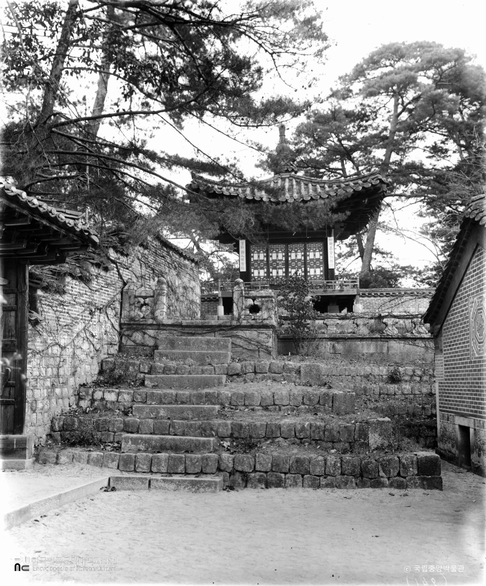 창덕궁 후원 연경당 농수정