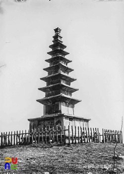 충주 탑평리 칠층석탑 북서면