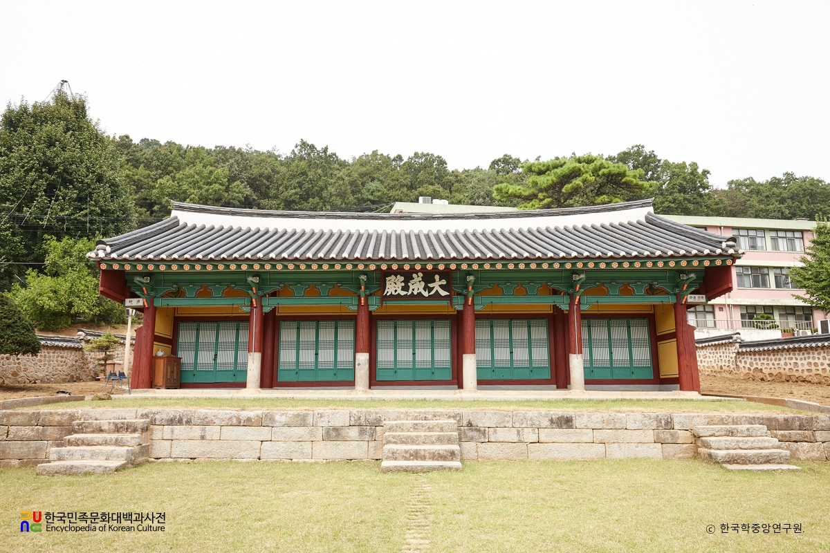 강화향교 중 대성전 정면