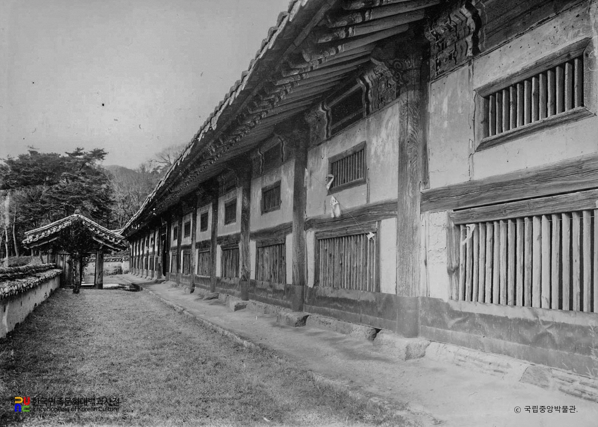 합천 해인사 장경판전 수다라장 정면