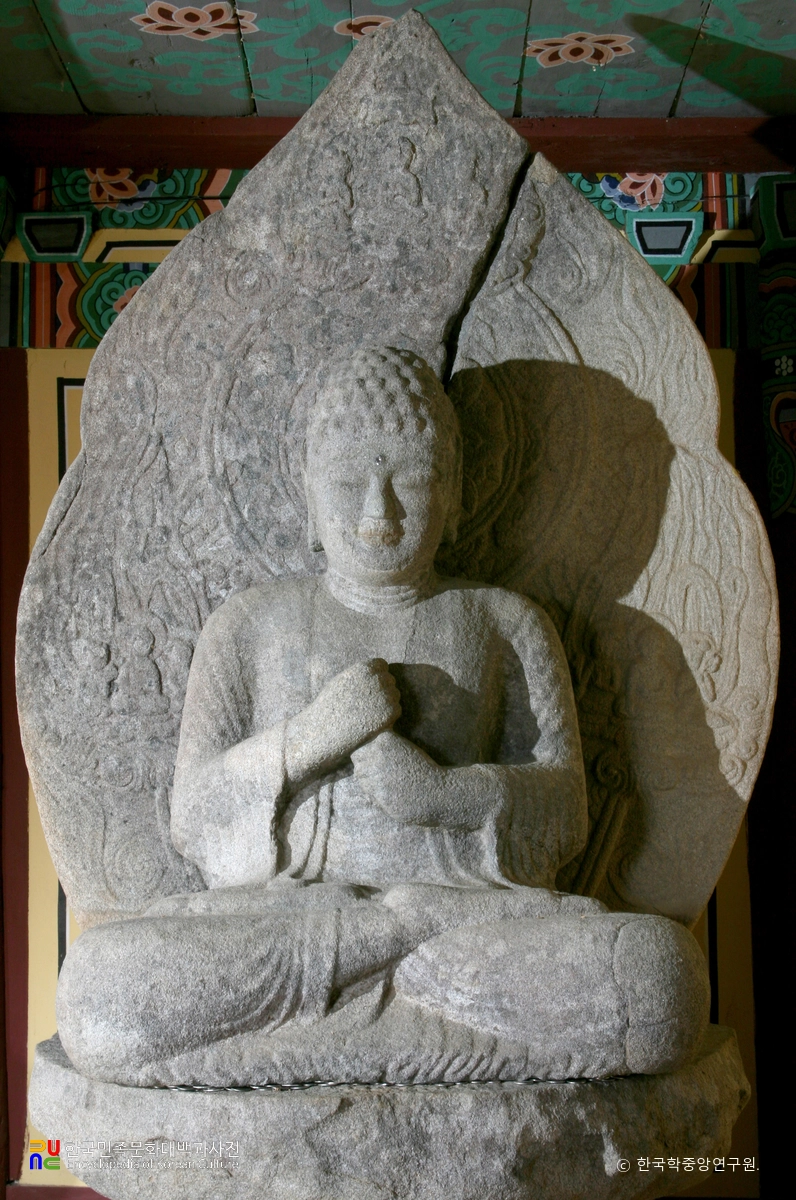 영주 북지리 석조여래좌상 중 서쪽 불상 정면