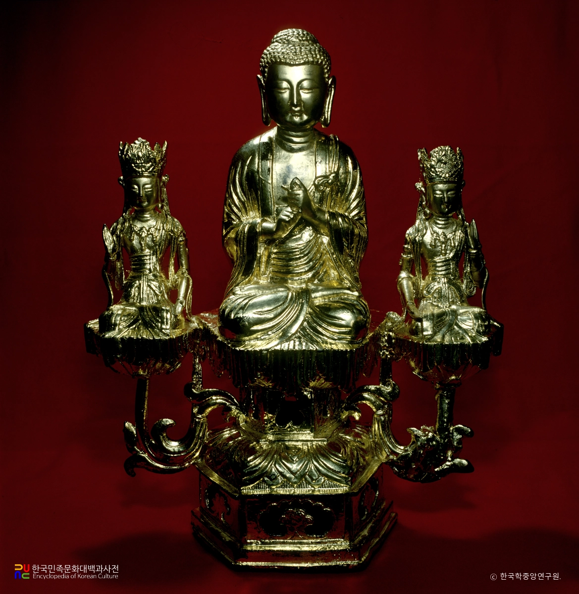 당진 영탑사 금동 비로자나불삼존 좌상