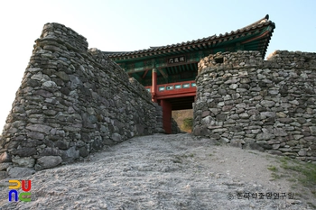 담양 금성산성 보국문 정측면