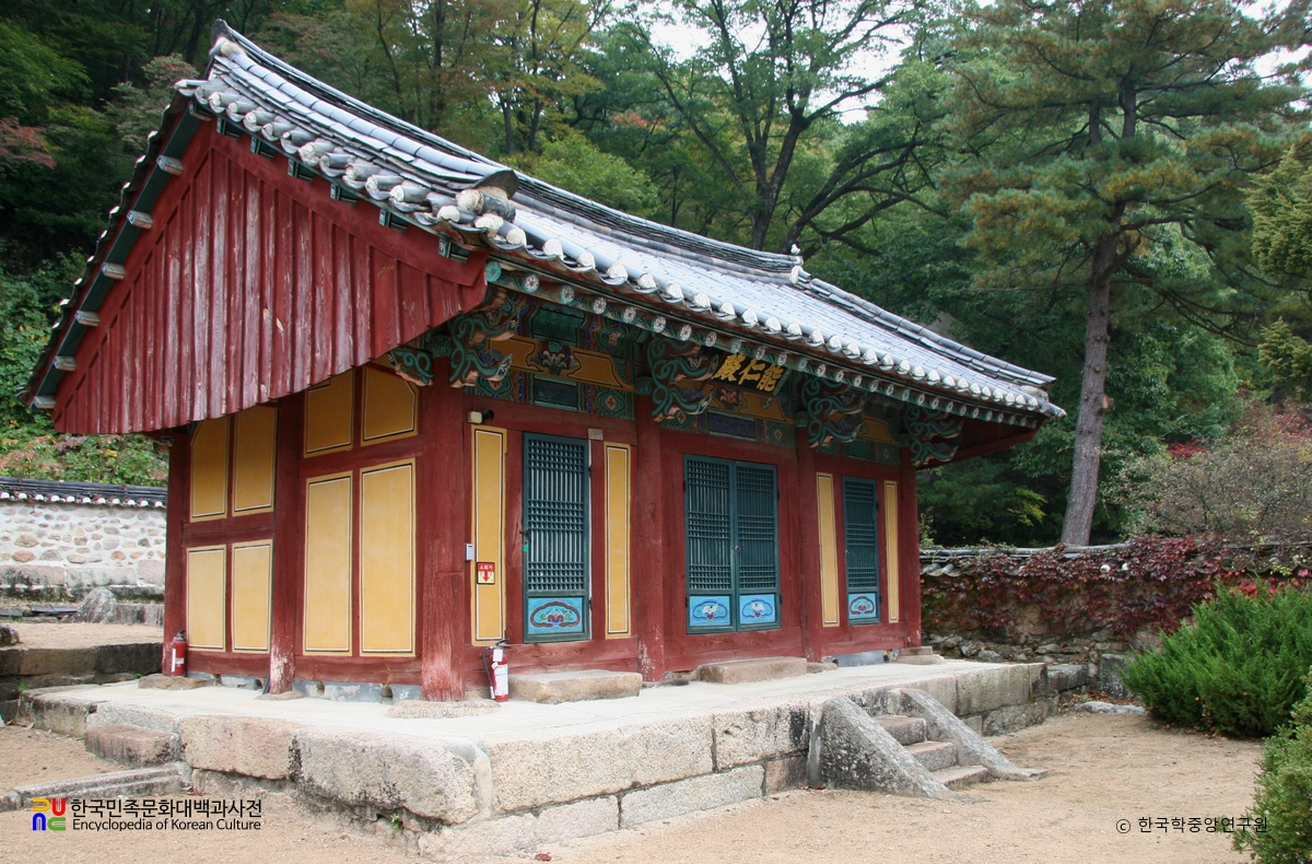 보은 법주사 능인전 정측면