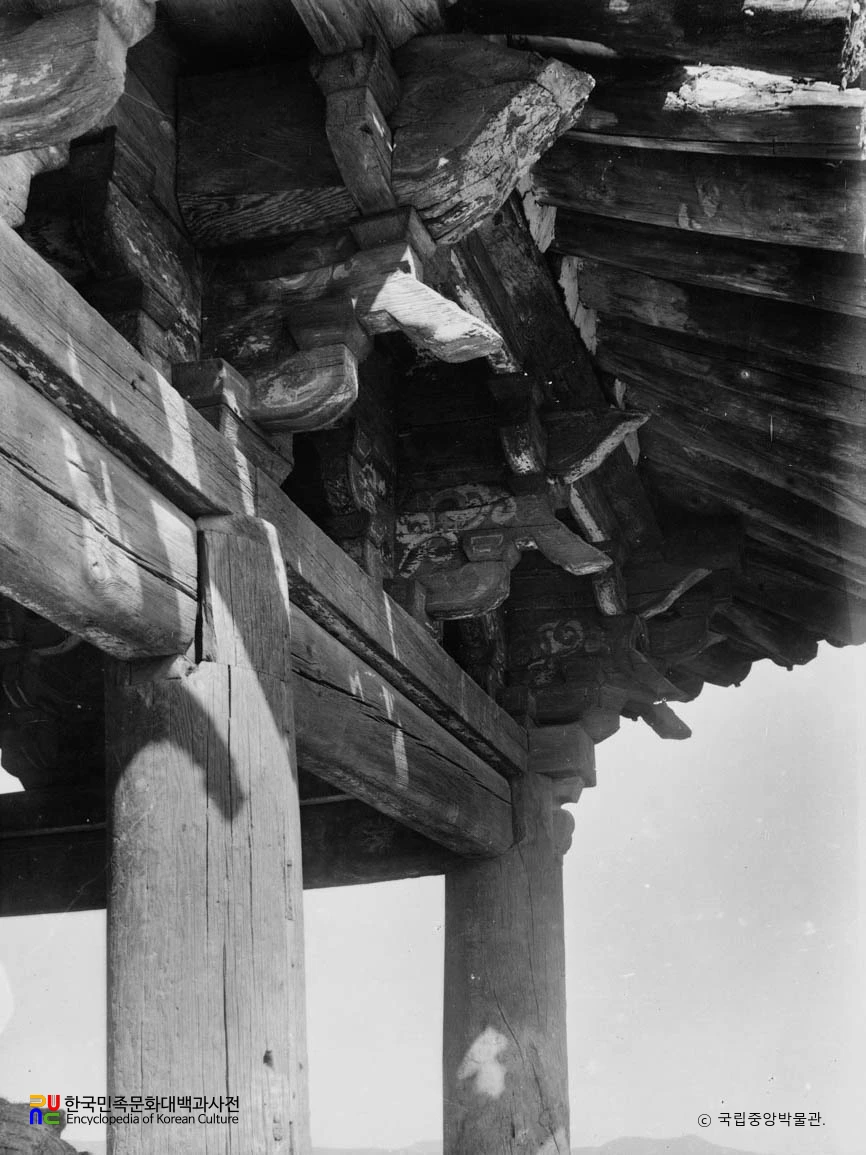 평양 보통문 처마