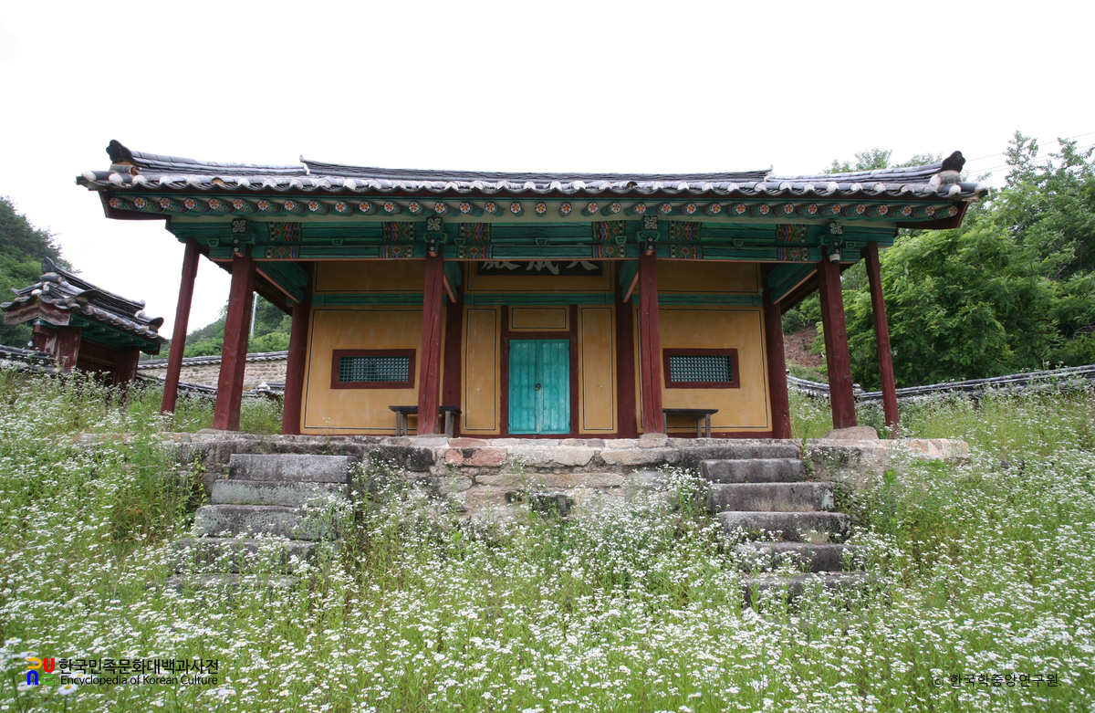 안동 예안향교 대성전 정면