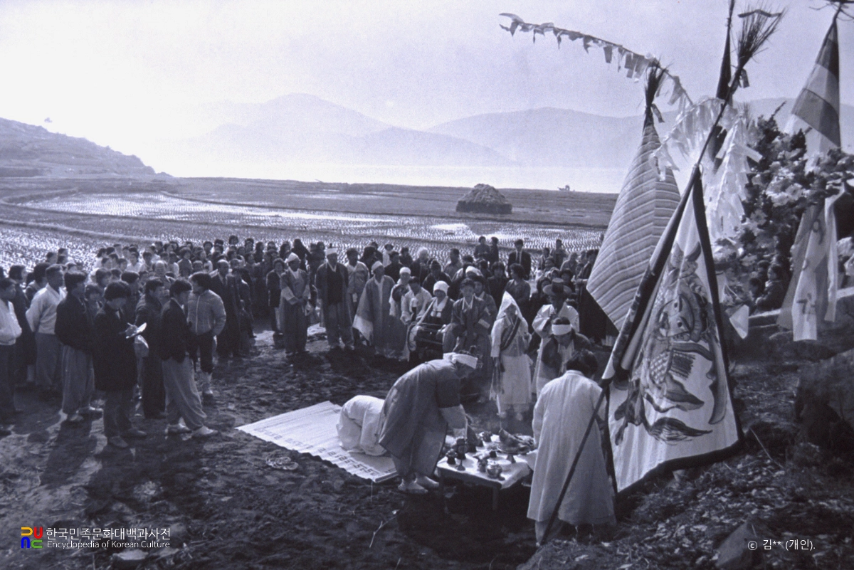 서해안 배연신굿 / 선주 분향재배