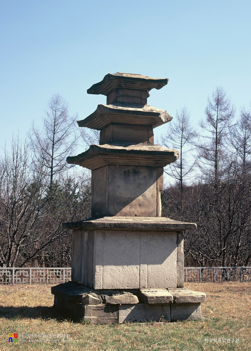하남 동사지 삼층석탑