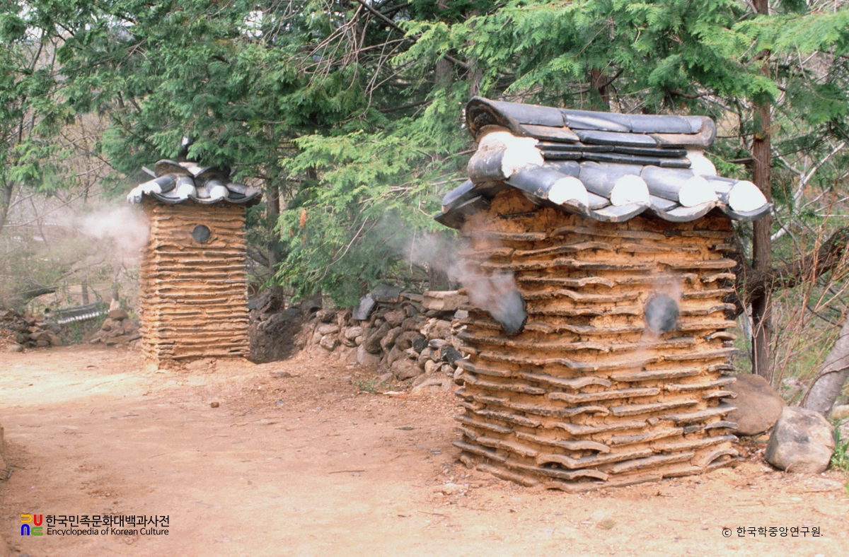 구례 천은사 중 굴뚝