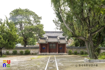 플래티넘 슬롯 강한사 내삼문