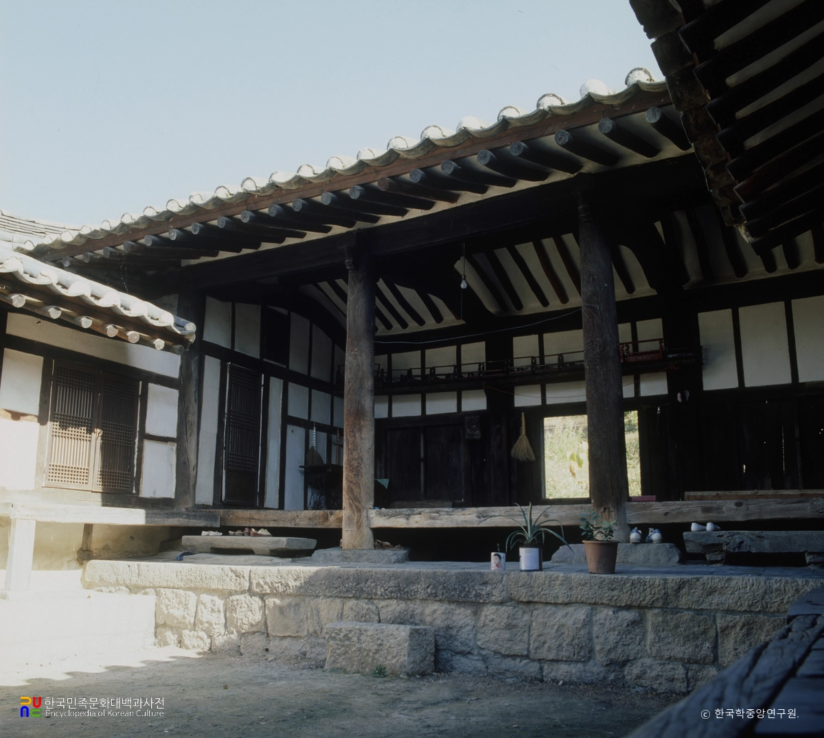 경주 양동마을 서백당 안채