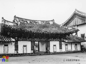 성천객사 동명관 중문