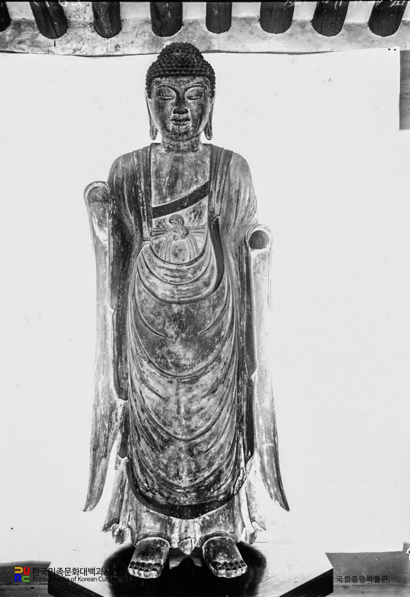 경주 백률사 금동약사여래입상