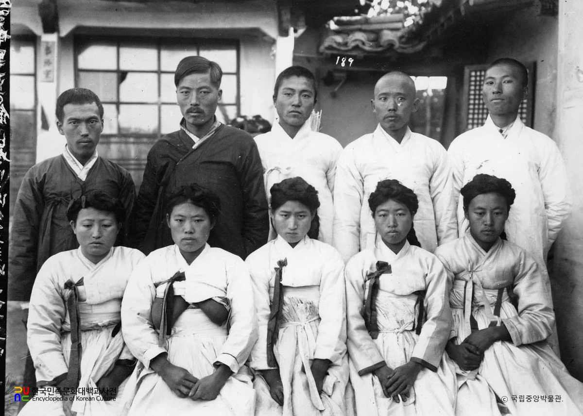 함경남도 단천군 관남리 사람들의 모습