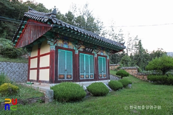 밀양 남계서원 충효사 정측면