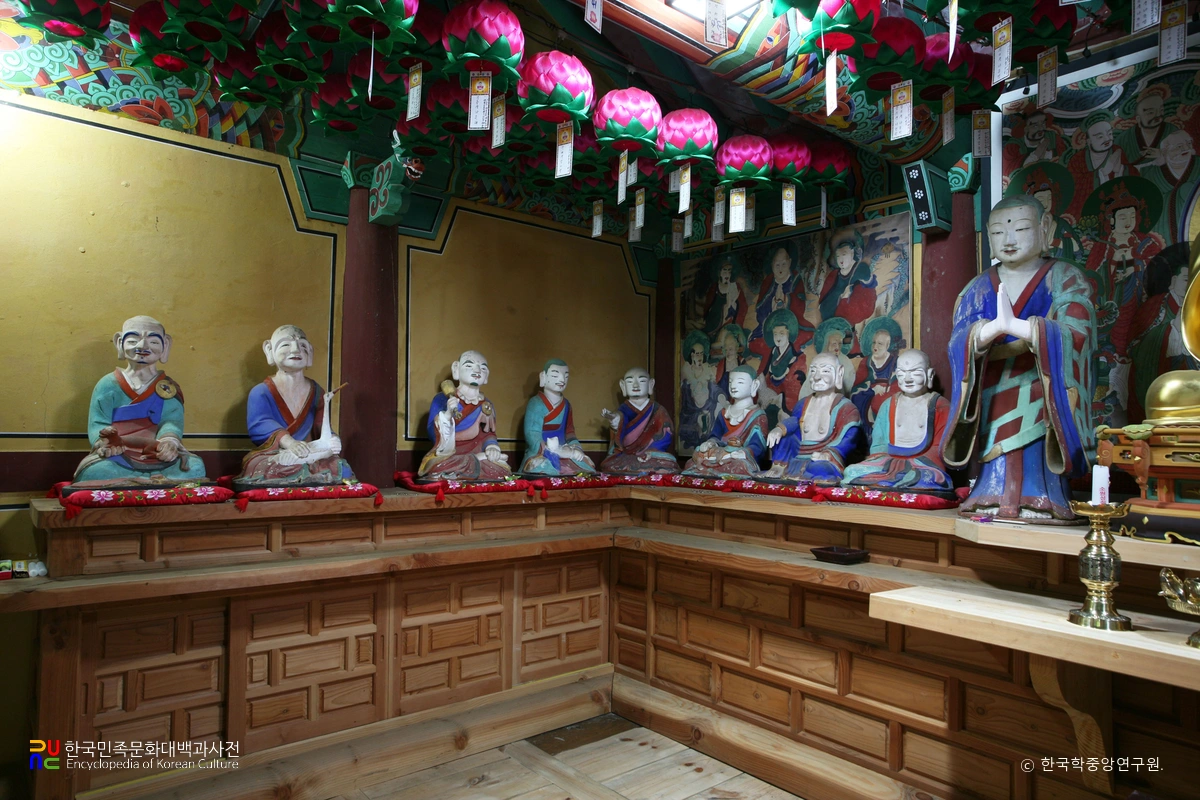 나주 다보사 영산전 소조십육나한좌상 일괄