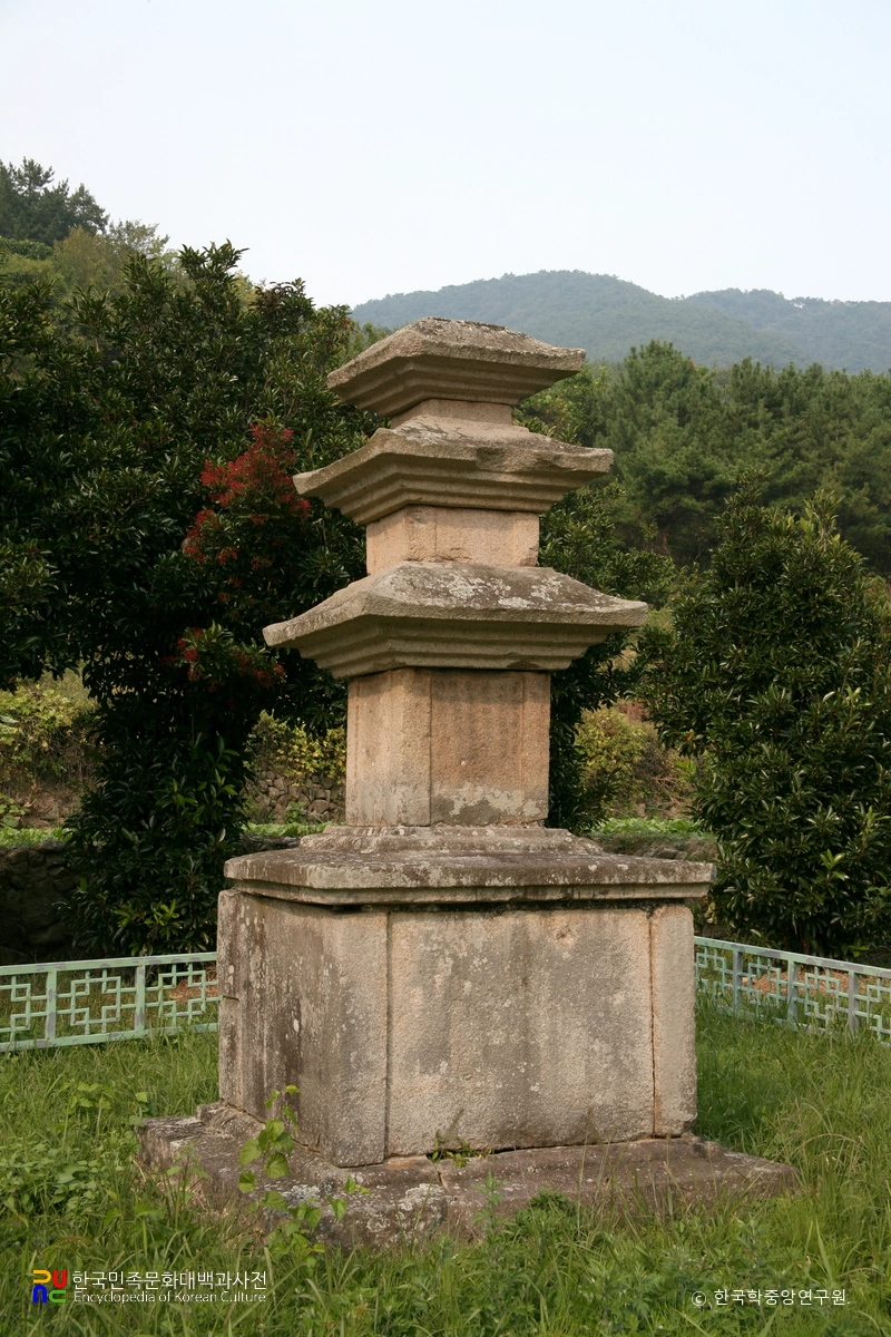 밀양 숭진리 삼층석탑