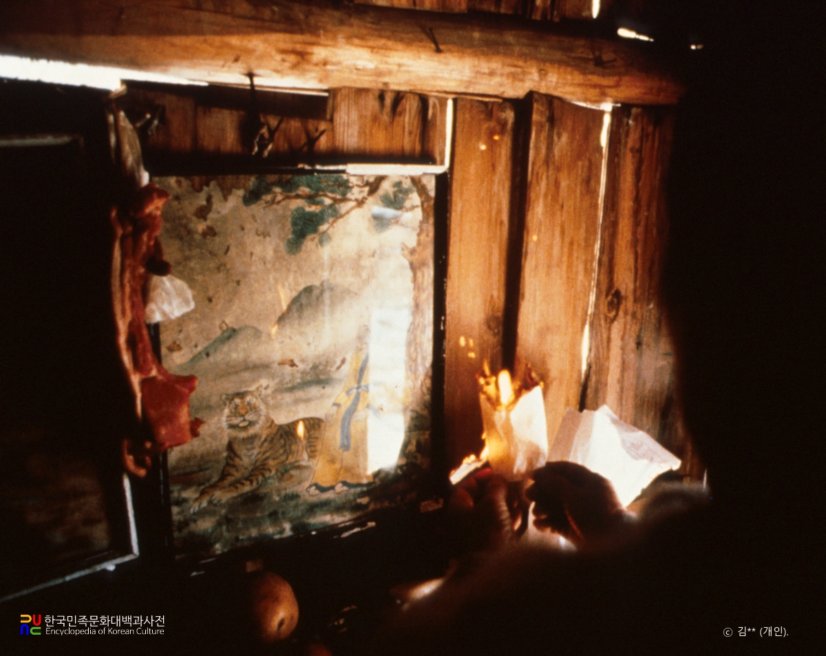 위도 띠뱃놀이 / 원당 소지