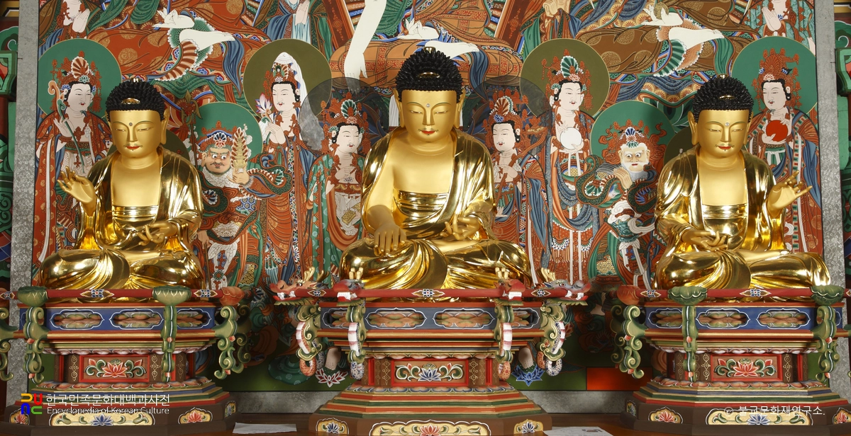 의정부 망월사 목조불 삼존상