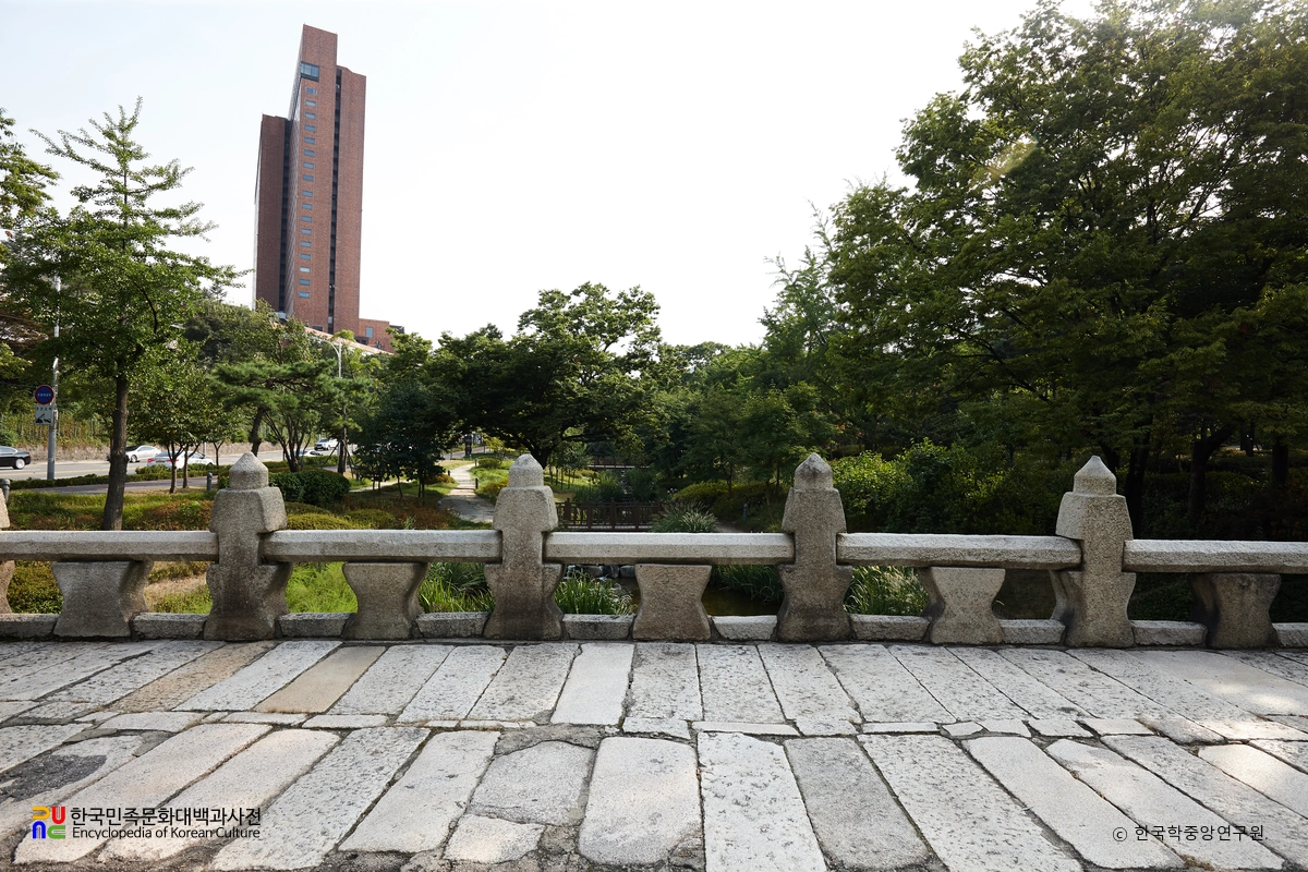 서울 수표교 교면과 난간