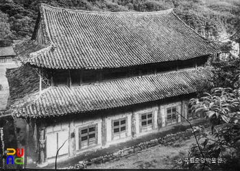 구례 화엄사 각황전 후면