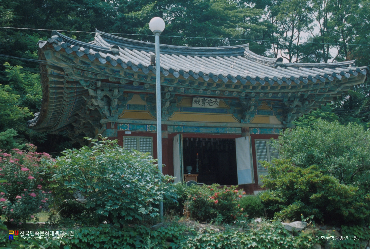 홍성 고산사 대웅전