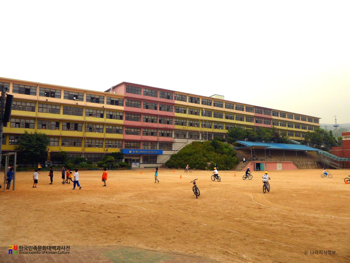 서울시흥초등학교