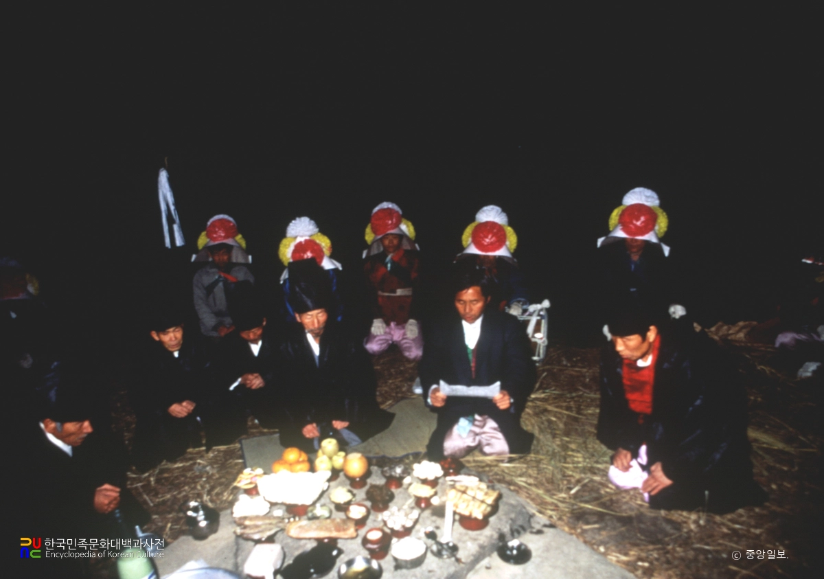 동제
