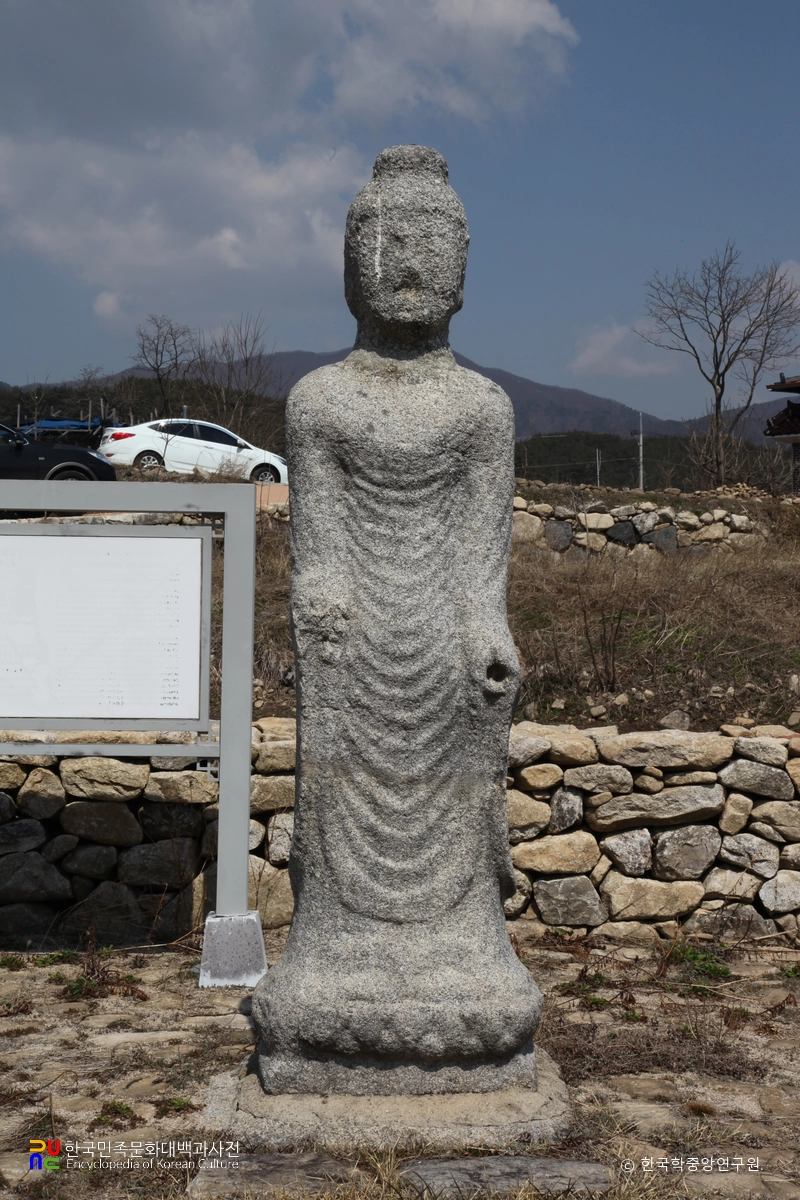 극락사지 석조 여래 입상