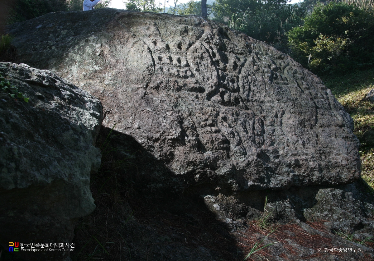 포항 칠포리 암각화군