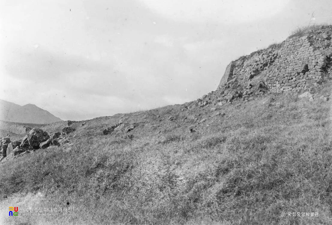 길주 다신산성 성벽