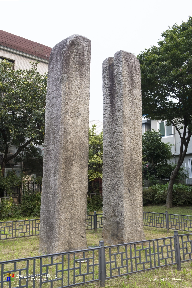 강릉 대창리 당간지주 정측면