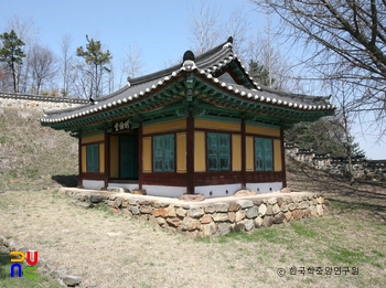 진천향교 / 명륜당