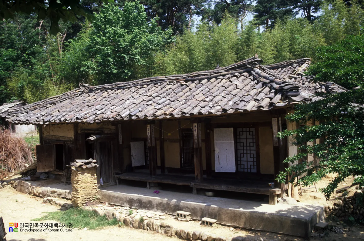 동해 심의관 고택