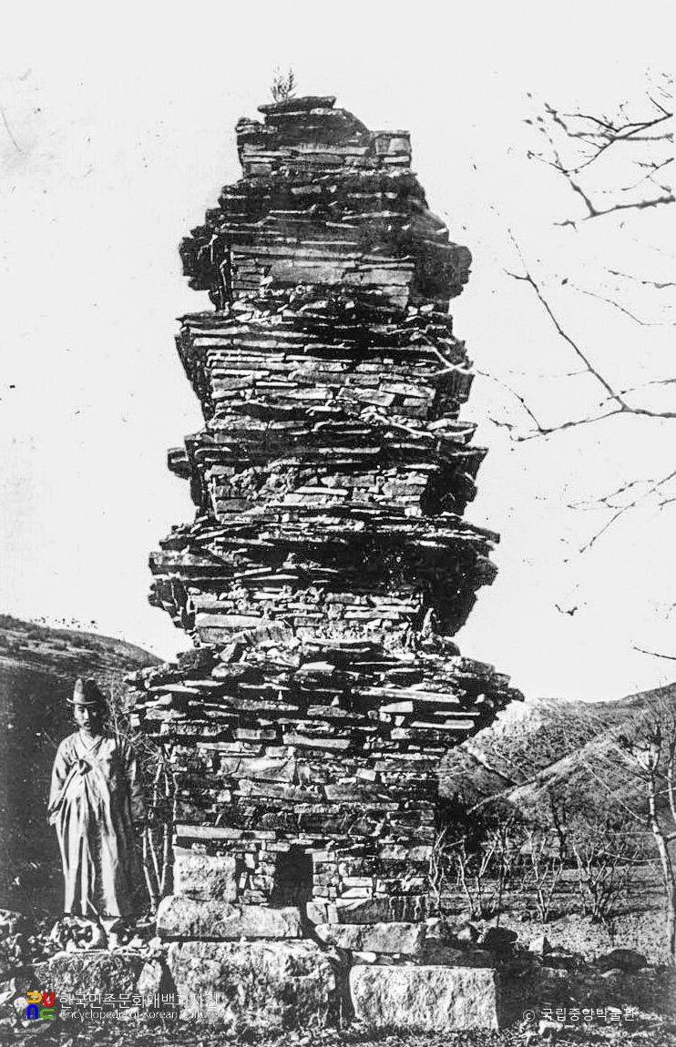 안동 조탑리 오층전탑 전경